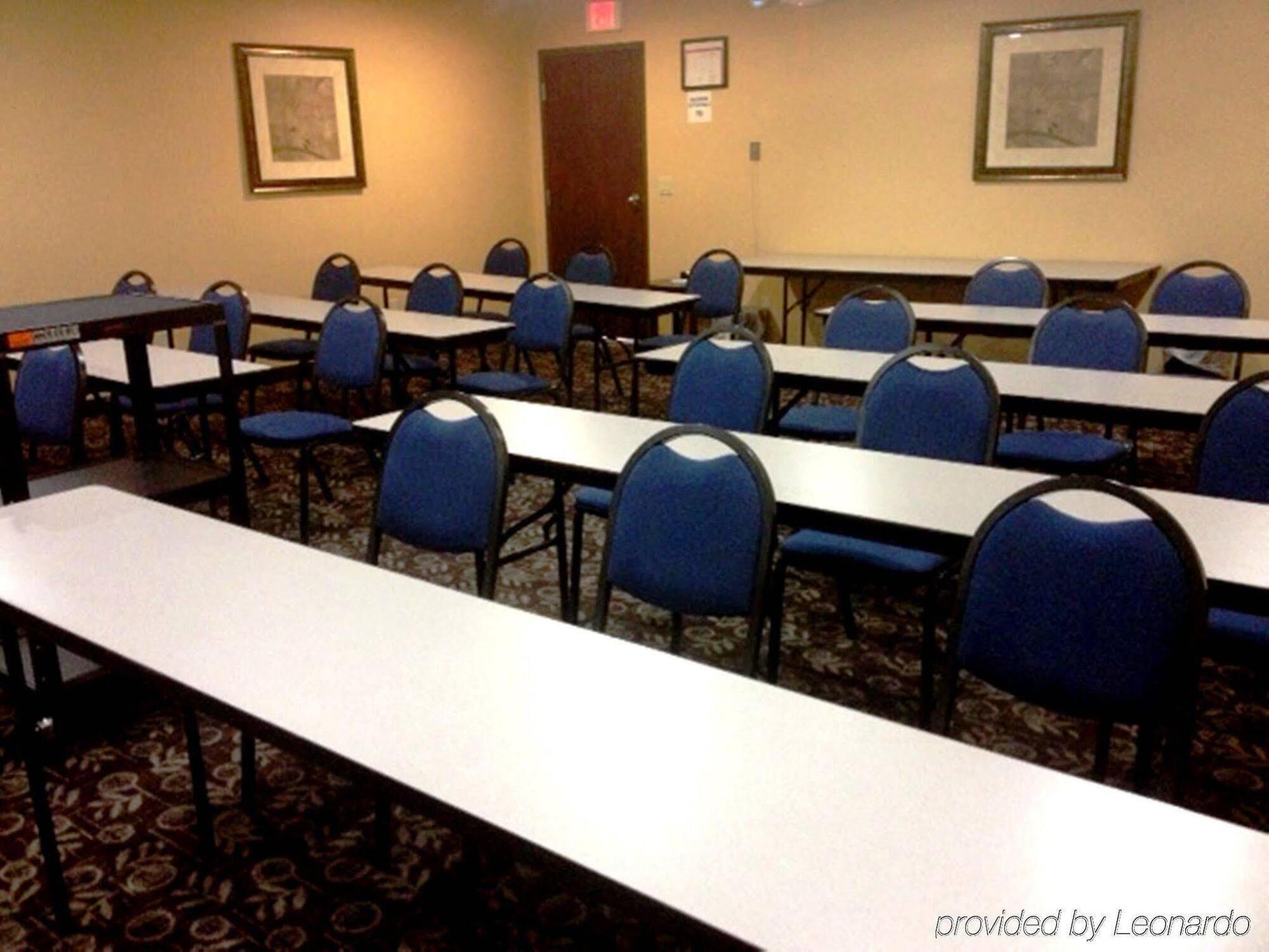 Holiday Inn Express Hotel & Suites Woodland Hills By Ihg Los Angeles Kültér fotó